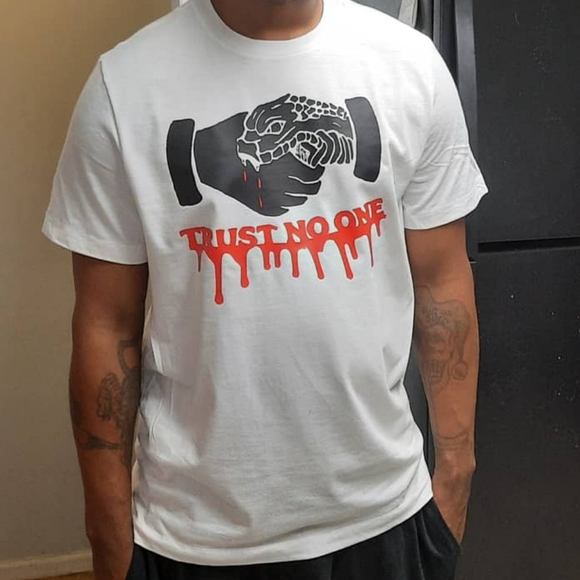 Graphic t shirt - Picture 5 of 5